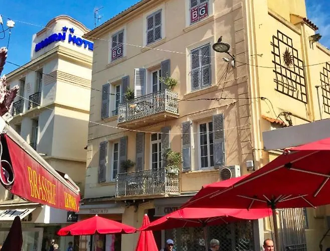 Apartment Balcony Pedestrian Centre Of Old Town