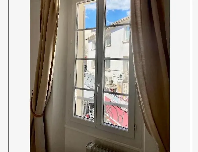 Balcony Apartment Pedestrian Centre Of Old Town * Antibes